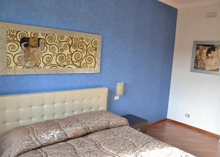 בית הארחה Mazzini 4*